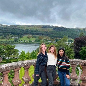 Anna Kendrick - Magazine and Candid Collection in rdt_20240606_1937385242790138386572265.jpg - hidden celebrity photo