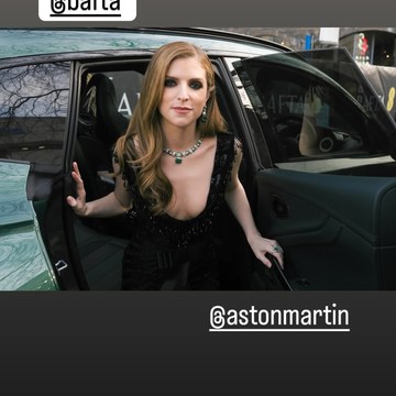 Anna Kendrick - Magazine and Candid Collection in screenshot_2025 02 17 17 39 37 72_1c337646f29875672b5a61192b9010f9.jpg - hidden celebrity photo