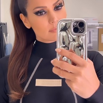 Elise van der Horst - Screenshot and Shoot Collection in screenshot_2024 05 26 23 00 09 01_1c337646f29875672b5a61192b9010f9.jpg - hidden celebrity photo