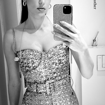 Elise van der Horst - Screenshot and Shoot Collection in screenshot_2025 06 29 15 26 20 78_1c337646f29875672b5a61192b9010f9.jpg - hidden celebrity photo