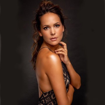 Elise van der Horst - Screenshot and Shoot Collection in elizemusic_2303938495332080927_19794269.jpg - hidden celebrity photo