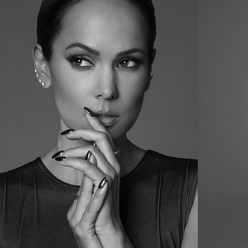 Elise van der Horst - Screenshot and Shoot Collection in elizemusic_3337399076854441355.jpg - hidden celebrity photo