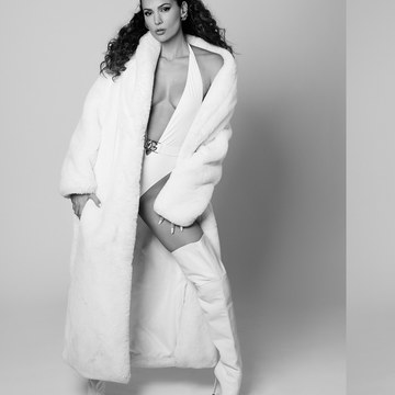 Elise van der Horst - Screenshot and Shoot Collection in elizemusic_3610725178325244444.jpg - hidden celebrity photo