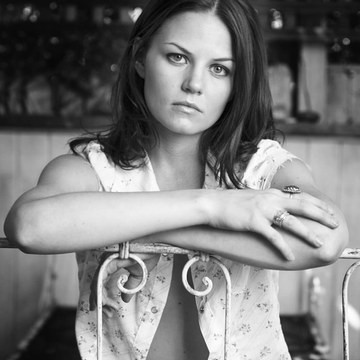 Jennifer Morrison - TV Series and Candid Shoots Collection in jmo.parrilla_1917914422001734403_8600701453.jpg - hidden celebrity photo