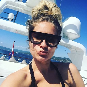 Nikkie Plessen - Fashion and Celebrity Shoots Collection in 166_416068669.jpg.jpg - hidden celebrity photo