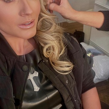 Nikkie Plessen - Fashion and Celebrity Shoots Collection in nikkie_official_2227178877507366845_145723603.jpg.jpg - hidden celebrity photo