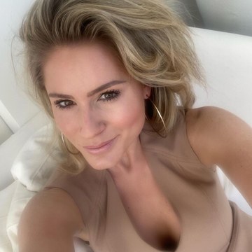 Nikkie Plessen - Fashion and Celebrity Shoots Collection in nikkie_official_2276875703034490535_145723603.jpg.jpg - hidden celebrity photo