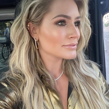 Nikkie Plessen - Fashion and Celebrity Shoots Collection in nikkie_official_2327173377037707221_145723603.jpg.jpg - hidden celebrity photo