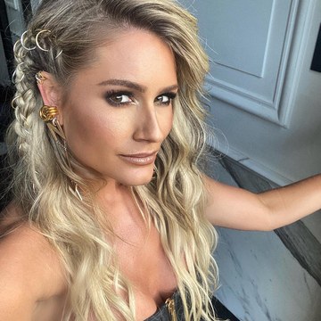 Nikkie Plessen - Fashion and Celebrity Shoots Collection in nikkie_official_2351797212781364036_145723603.jpg.jpg - hidden celebrity photo