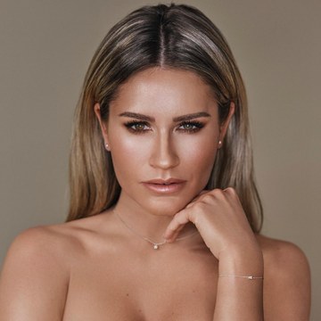 Nikkie Plessen - Fashion and Celebrity Shoots Collection in nikkie_official_2501835839170175922_145723603.jpg.jpg - hidden celebrity photo