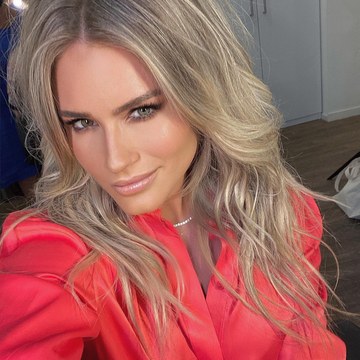 Nikkie Plessen - Fashion and Celebrity Shoots Collection in nikkie_official_2596780224676169153_145723603.jpg.jpg - hidden celebrity photo