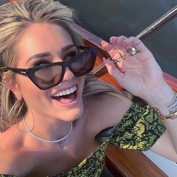 Nikkie Plessen - Fashion and Celebrity Shoots Collection in nikkie_official_2597464967193434558_145723603.jpg.jpg - hidden celebrity photo