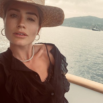 Nikkie Plessen - Fashion and Celebrity Shoots Collection in nikkie_official_2638791944348427260_145723603.jpg.jpg - hidden celebrity photo