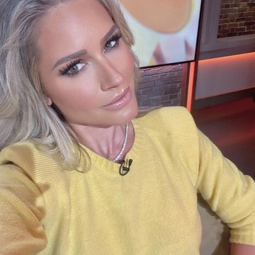 Nikkie Plessen - Fashion and Celebrity Shoots Collection in nikkie_official_2646808094573545586_145723603.jpg.jpg - hidden celebrity photo