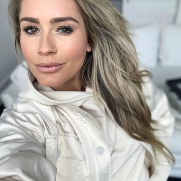 Nikkie Plessen - Fashion and Celebrity Shoots Collection in nikkie_official_2706106734330350792_145723603.jpg.jpg - hidden celebrity photo