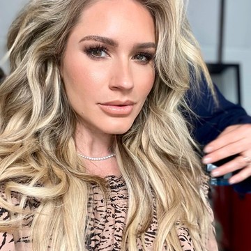 Nikkie Plessen - Fashion and Celebrity Shoots Collection in nikkie_official_2813496929318449477_145723603.jpg.jpg - hidden celebrity photo