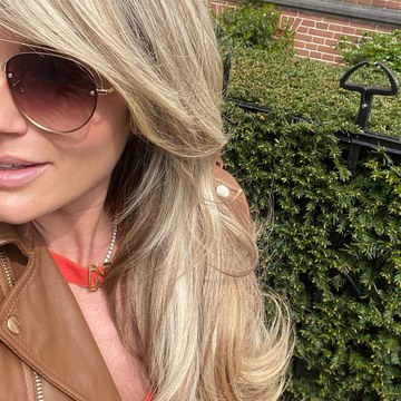 Nikkie Plessen - Fashion and Celebrity Shoots Collection in nikkie_official_3086043791240376717_145723603.jpg.jpg - hidden celebrity photo