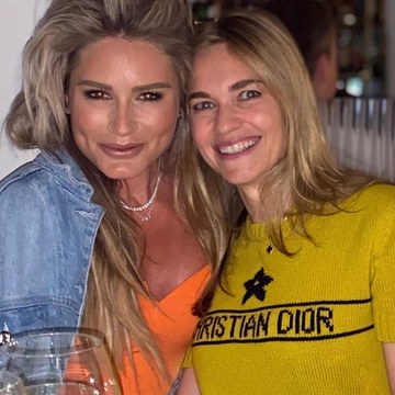 Nikkie Plessen - Fashion and Celebrity Shoots Collection in nikkie_official_3098706956818750606_145723603.jpg.jpg - hidden celebrity photo