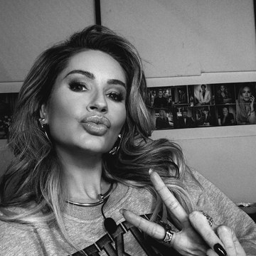 Nikkie Plessen - Fashion and Celebrity Shoots Collection in nikkie_official_3546710101473707371.jpg.jpg - hidden celebrity photo