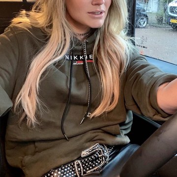 Nikkie Plessen - Fashion and Celebrity Shoots Collection in nikkie_official_47585335_151928442459178_3593170187979972157_n.jpg.jpg - hidden celebrity photo