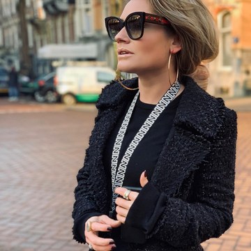 Nikkie Plessen - Fashion and Celebrity Shoots Collection in nikkie_official_49547421_240214173531162_7527803012461336273_n.jpg.jpg - hidden celebrity photo