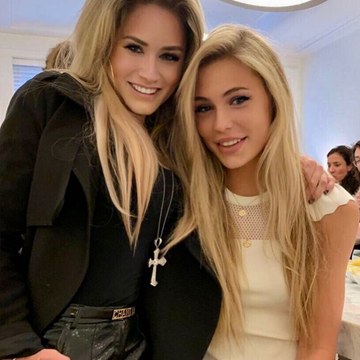 Nikkie Plessen - Fashion and Celebrity Shoots Collection in nikkie_official_51934391_328397687785419_3740092109675069796_n.jpg.jpg - hidden celebrity photo