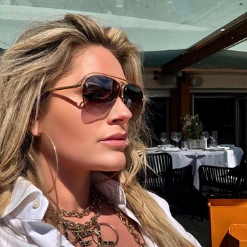 Nikkie Plessen - Fashion and Celebrity Shoots Collection in nikkie_official_53340370_128152084938348_4533858407807812941_n.jpg.jpg - hidden celebrity photo