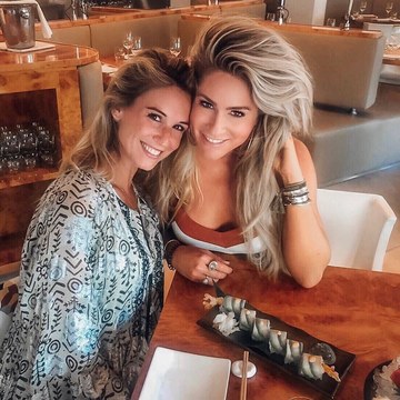 Nikkie Plessen - Fashion and Celebrity Shoots Collection in nikkie_official_67876490_127237578566165_6192314371881816110_n.jpg.jpg - hidden celebrity photo