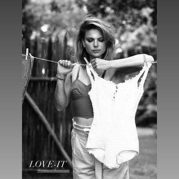 Tamara Brinkman - Rare Event and Candid Collection in screenshot_2022 10 17 22 37 54 41_1c337646f29875672b5a61192b9010f9.jpg - hidden celebrity photo