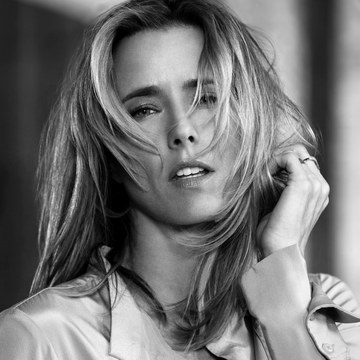 Tea Leoni - Fan and Sequential Collection in tealeonifanx_2361264756504664870_16240596825.jpg - hidden celebrity photo